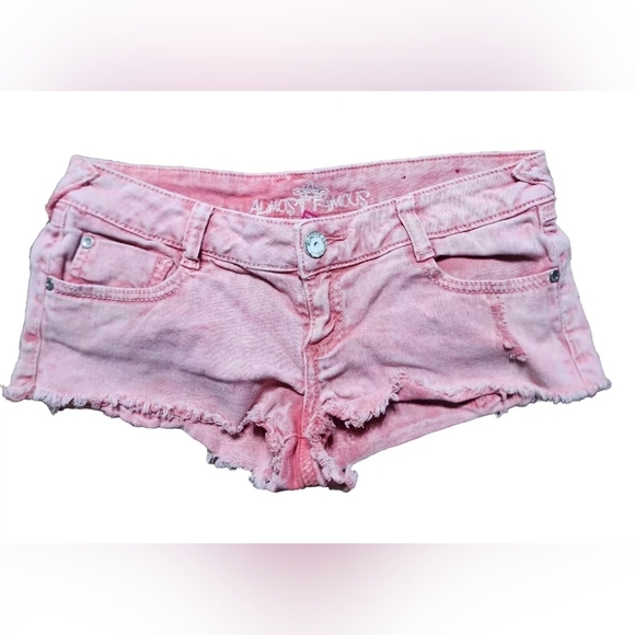 Almost Famous Jeans Size 7 Mini Shorts Low-rise Stretch Distressed Lo Low Rise - Picture 1 of 4